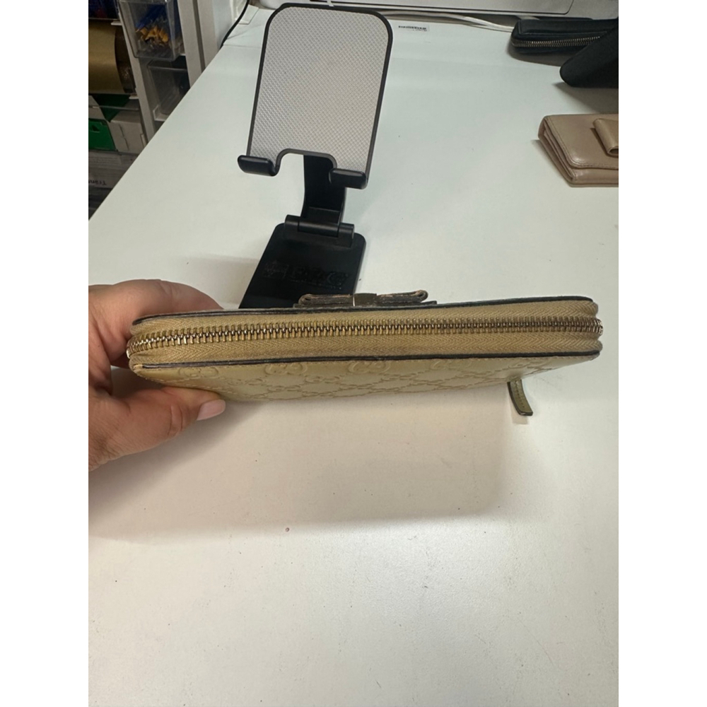 Women's Gucci Wallet Gold - Picture 7 of 12